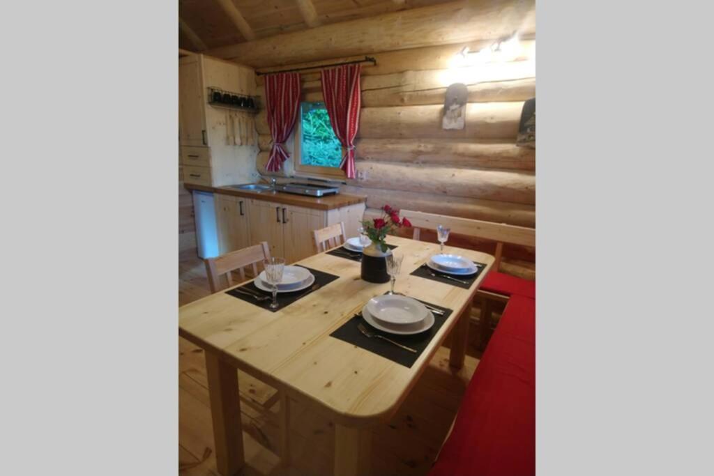 Hut At The Forest Male Brusnice Εξωτερικό φωτογραφία